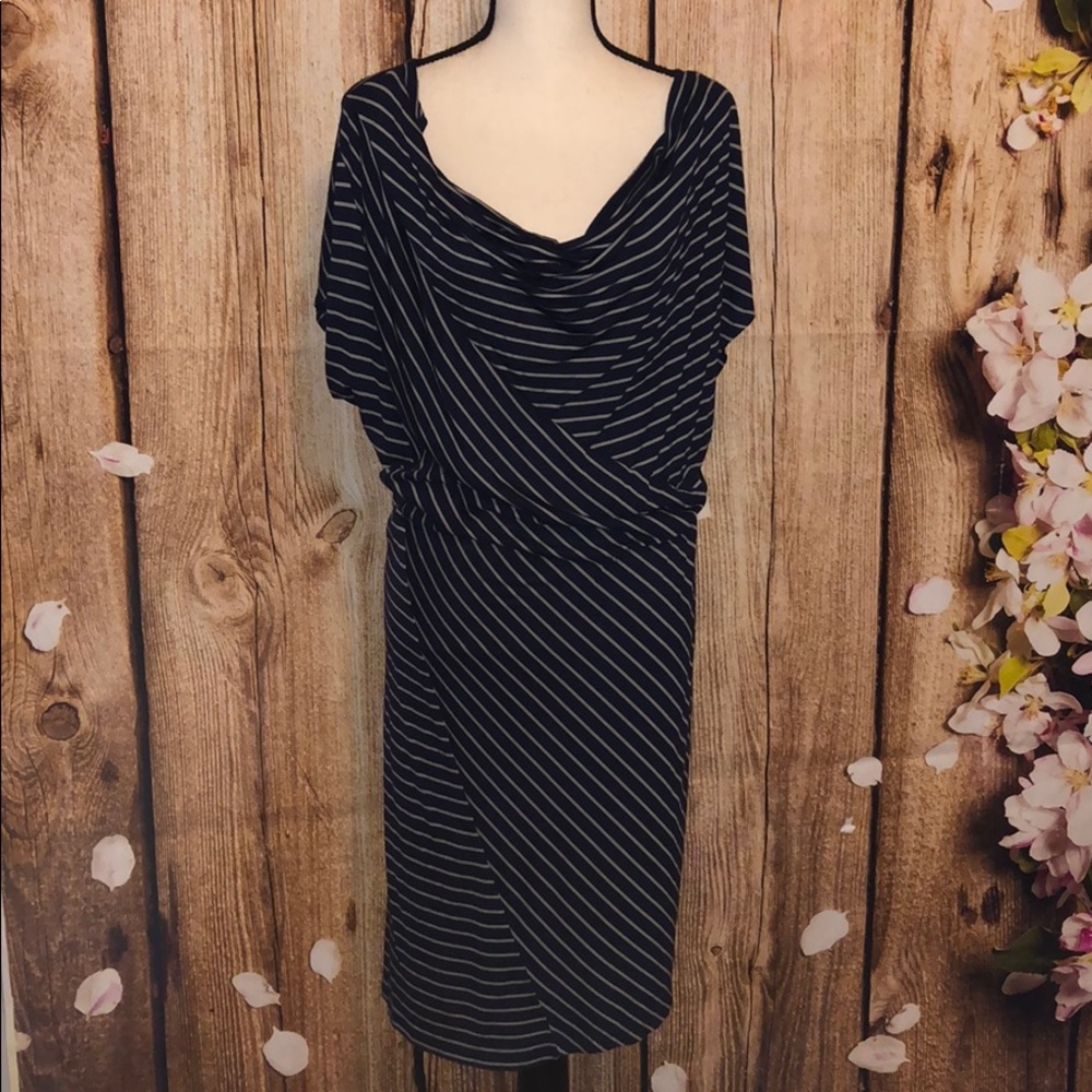 NY&CO T-shirt Dress